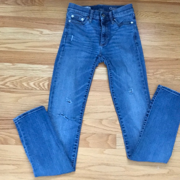 resolution slim straight gap jeans